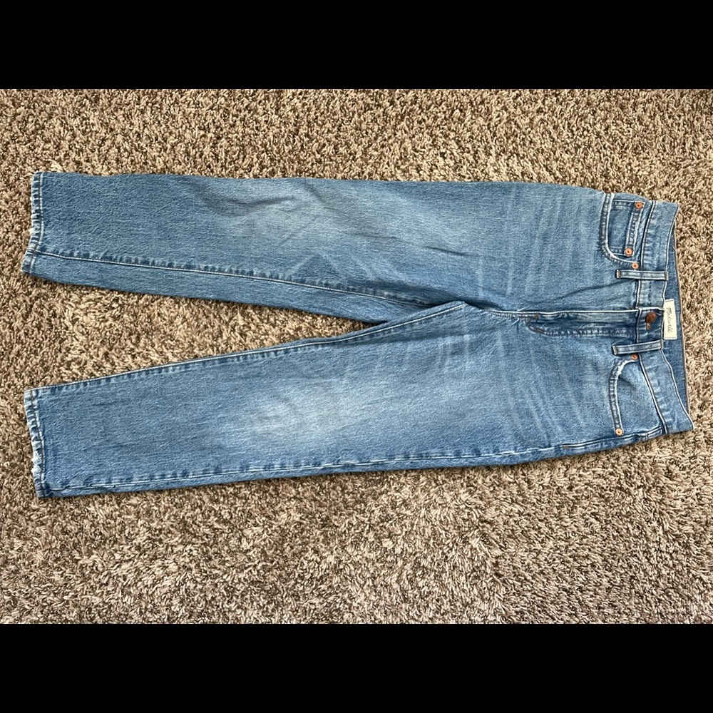 Madewell High Rise straight jeans- mid wash. Size 24